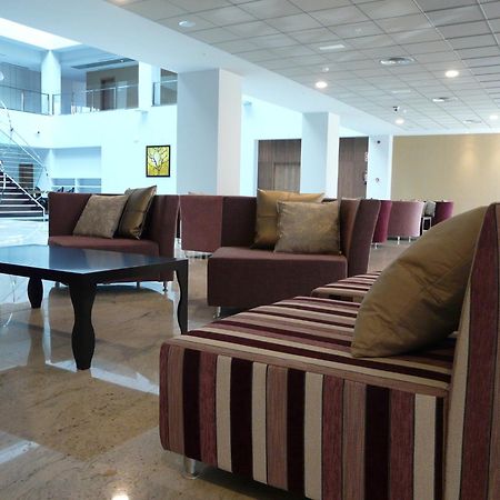 Hotel Ciudad De Ponferrada, Ascend Hotel Collection 外观 照片