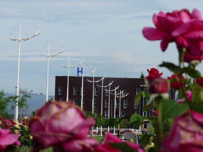Hotel Ciudad De Ponferrada, Ascend Hotel Collection 外观 照片
