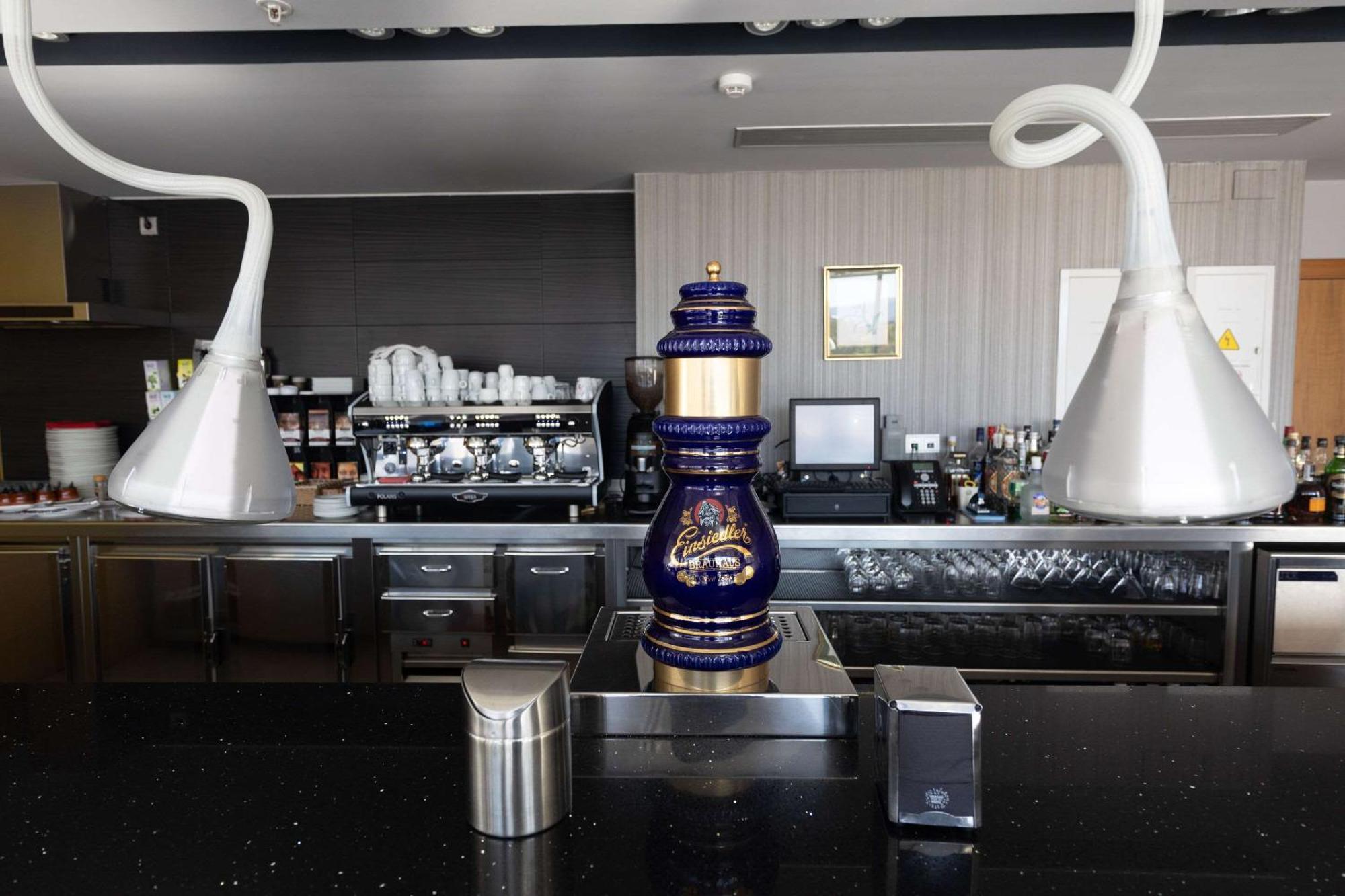 Hotel Ciudad De Ponferrada, Ascend Hotel Collection 外观 照片